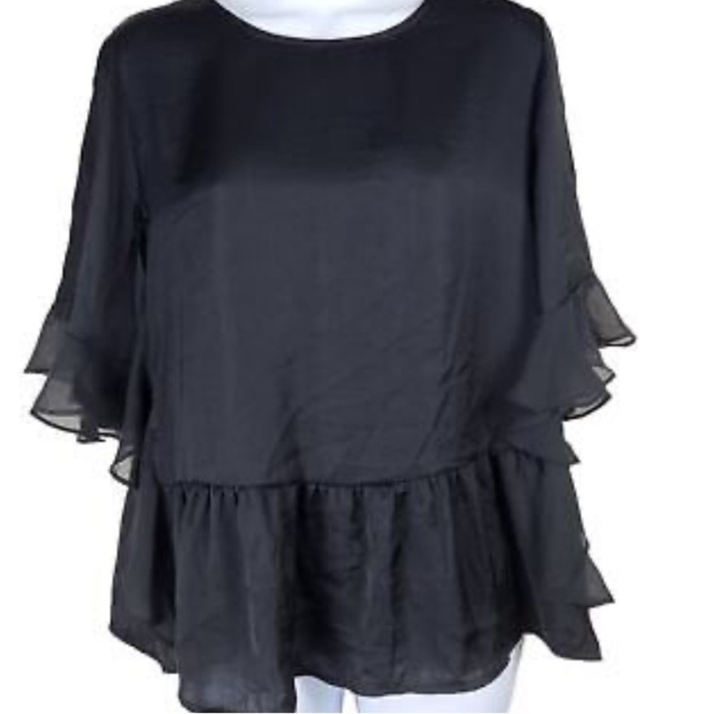 Who What Wear Ruffle SS Top M Black Feminine Career Minimalist Basic Glam